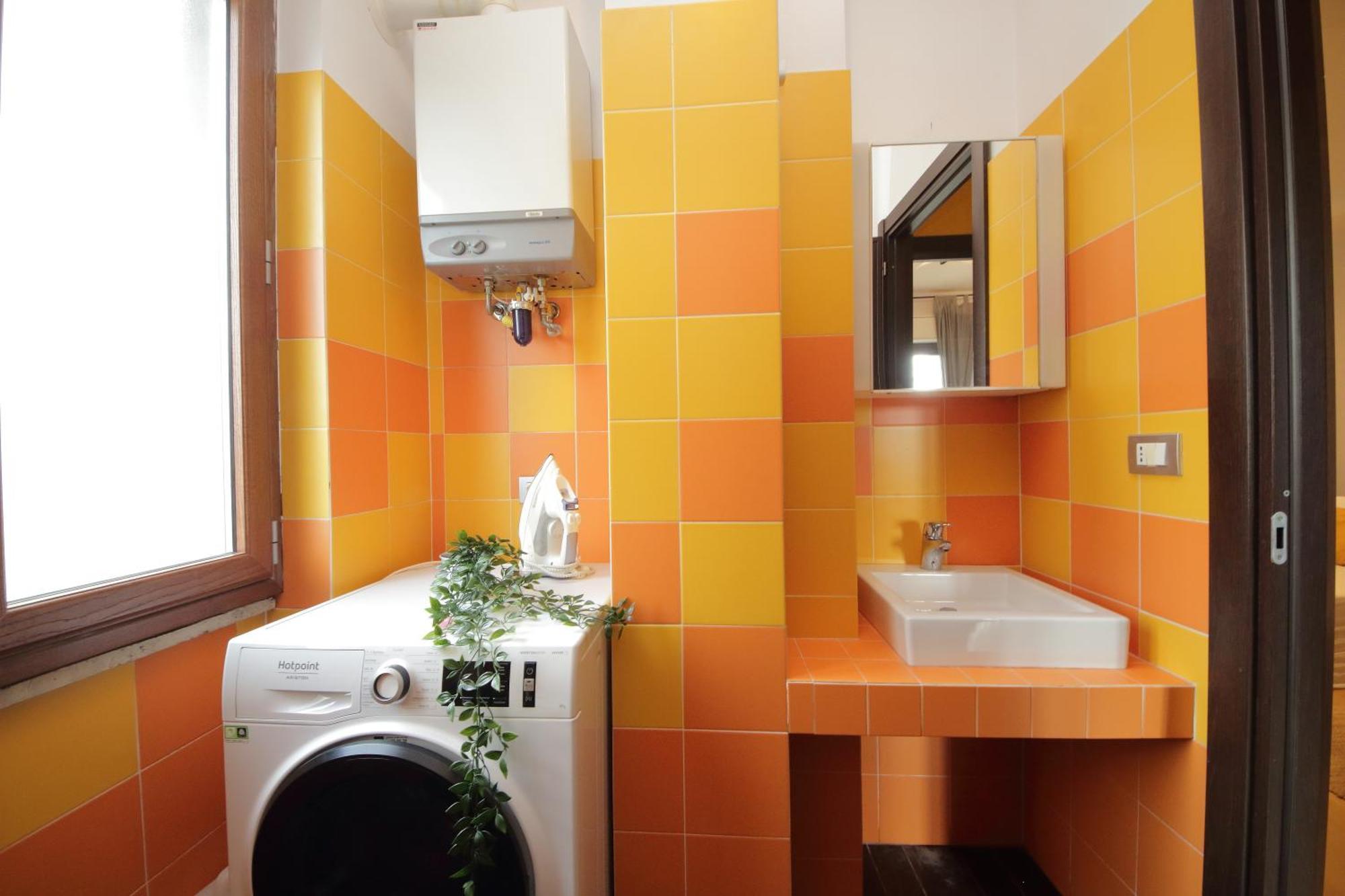 Cozy And Comfy Apartment In Piramide Metro Stop 로마 외부 사진